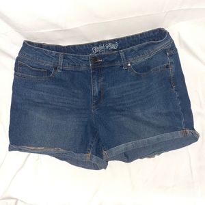 FADED GLORY DENIM SHORTS
